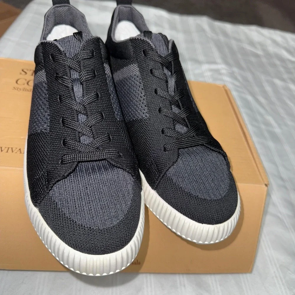 VIVAIA Knit Sneakers Lightweight Casual Shoes Black White Sole‎ Size 9 EUR 40